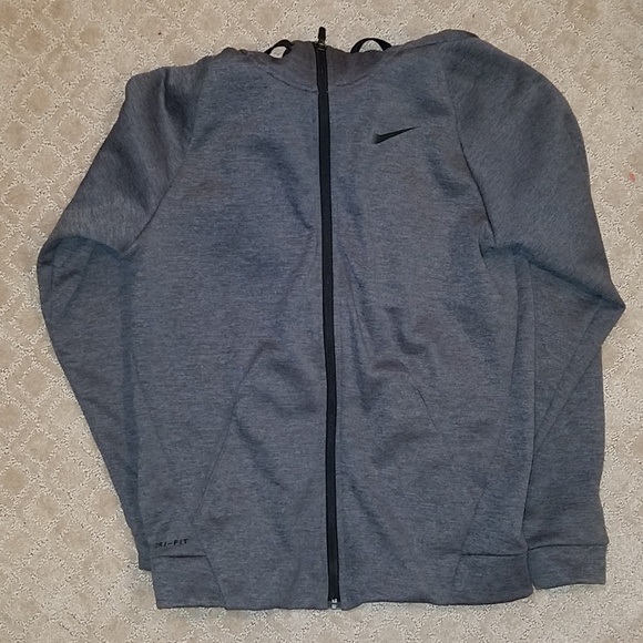 Zip up Nike sweatshirt. - Picture 2 of 2